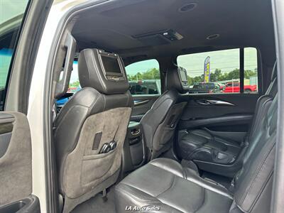 2017 Cadillac Escalade ESV Platinum   - Photo 8 - West Monroe, LA 71225