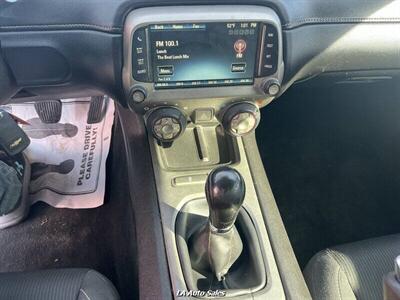 2015 Chevrolet Camaro LT 2dr Coupe w/1LT   - Photo 12 - Monroe, LA 71201