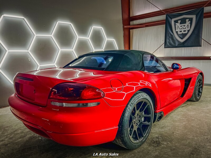 2003 Dodge Viper SRT-10  
