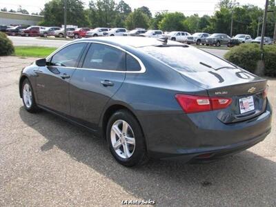 2020 Chevrolet Malibu LS 4dr Sedan   - Photo 5 - Monroe, LA 71201