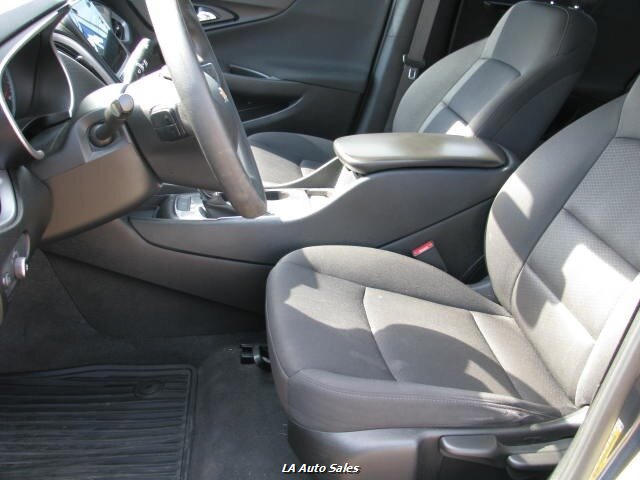 2020 Chevrolet Malibu photo 14