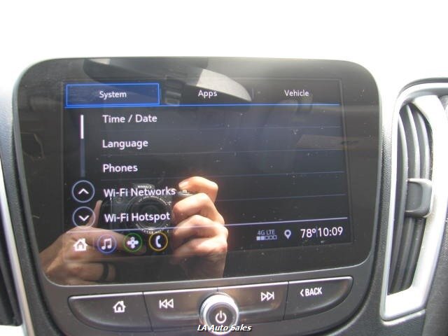 2020 Chevrolet Malibu photo 15