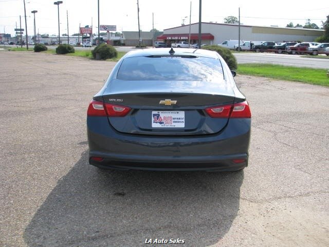 2020 Chevrolet Malibu photo 4