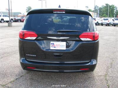 2021 Chrysler Voyager LX   - Photo 4 - West Monroe, LA 71225