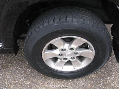 2011 Toyota 4Runner SR5   - Photo 9 - Monroe, LA 71201