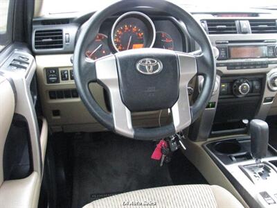 2011 Toyota 4Runner SR5   - Photo 13 - Monroe, LA 71201