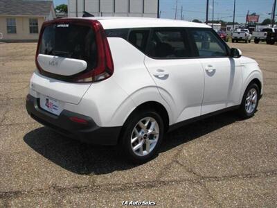 2022 Kia Soul LX 4dr Crossover CVT   - Photo 4 - Monroe, LA 71201