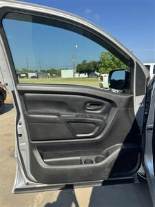 2018 Nissan Titan S   - Photo 16 - Monroe, LA 71201