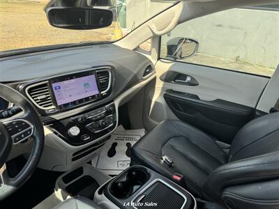 2022 Chrysler Pacifica Touring L   - Photo 12 - Monroe, LA 71201