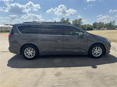 2022 Chrysler Pacifica Touring L   - Photo 5 - Monroe, LA 71201