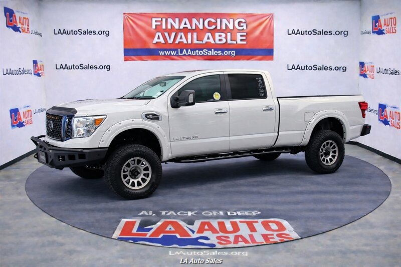 2017 Nissan Titan