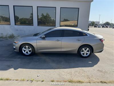 2022 Chevrolet Malibu LT - Photo 2 - Monroe, LA 71201