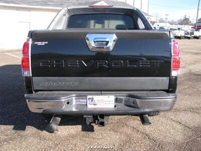 2005 Chevrolet Avalanche 1500 LS   - Photo 4 - West Monroe, LA 71225