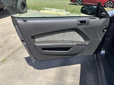 2014 Ford Mustang V6 Premium - Photo 14 - Monroe, LA 71201