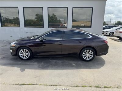 2020 Chevrolet Malibu LT   - Photo 2 - Monroe, LA 71201