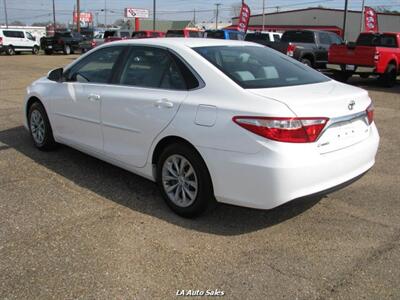 2016 Toyota Camry LE   - Photo 5 - West Monroe, LA 71225