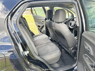 2021 Chevrolet Trax LS 4dr Crossover   - Photo 11 - Monroe, LA 71201