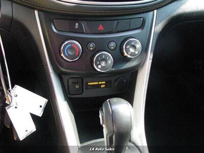 2021 Chevrolet Trax LS 4dr Crossover   - Photo 18 - Monroe, LA 71201