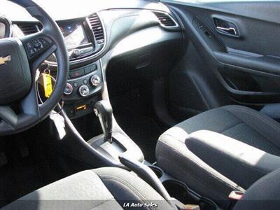 2021 Chevrolet Trax LS 4dr Crossover   - Photo 14 - Monroe, LA 71201