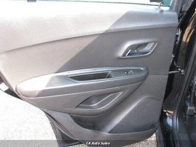 2021 Chevrolet Trax LS 4dr Crossover   - Photo 12 - Monroe, LA 71201