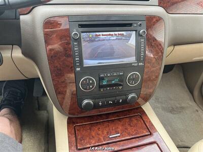 2013 Chevrolet Suburban LTZ 4x2 4dr SUV   - Photo 17 - Monroe, LA 71201