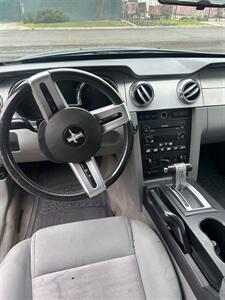 2005 Ford Mustang V6 Deluxe   - Photo 12 - Fresno Ca, CA 93703