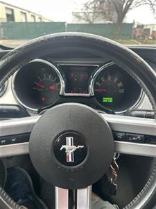 2005 Ford Mustang V6 Deluxe   - Photo 13 - Fresno Ca, CA 93703