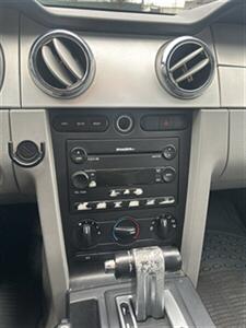 2005 Ford Mustang V6 Deluxe   - Photo 14 - Fresno Ca, CA 93703