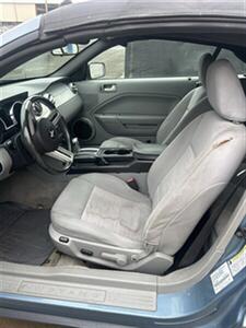 2005 Ford Mustang V6 Deluxe   - Photo 7 - Fresno Ca, CA 93703
