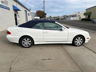 2000 Mercedes-Benz CLK 320   - Photo 6 - Fresno Ca, CA 93703