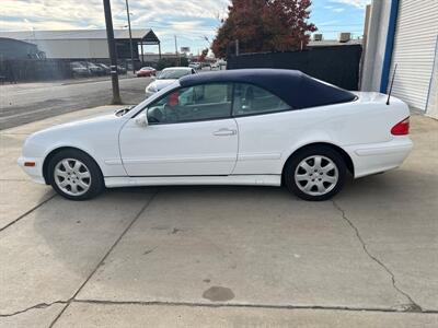 2000 Mercedes-Benz CLK 320   - Photo 7 - Fresno Ca, CA 93703