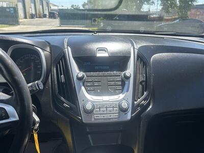 2011 Chevrolet Equinox LT   - Photo 15 - Fresno Ca, CA 93703