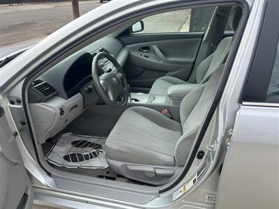 2010 Toyota Camry SE   - Photo 9 - Fresno Ca, CA 93703