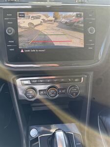 2018 Volkswagen Tiguan 2.0T SEL Premium 4Motion - Photo 14 - Tulsa, OK 74112