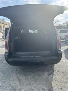 2017 Cadillac Escalade ESV Platinum   - Photo 9 - Tulsa, OK 74112