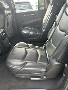 2017 Cadillac Escalade ESV Platinum   - Photo 6 - Tulsa, OK 74112