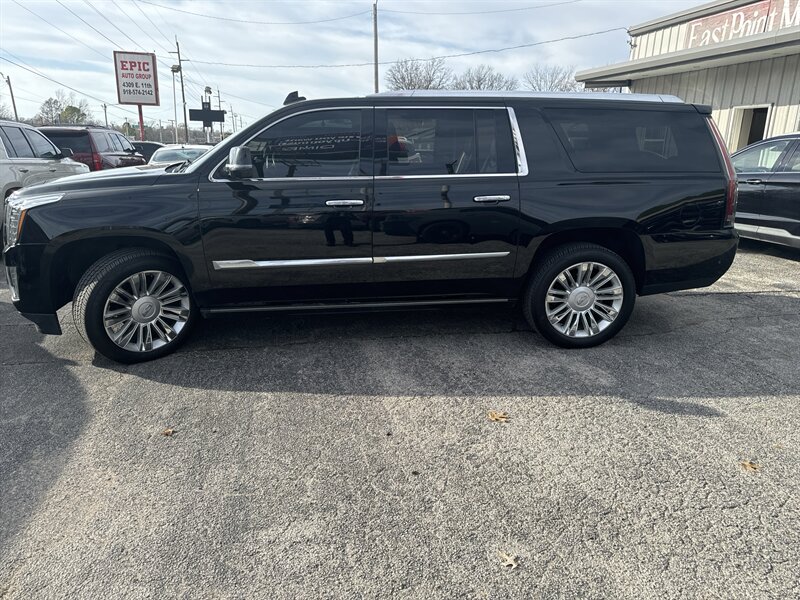 2017 Cadillac Escalade ESV Platinum  