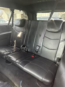 2017 Cadillac Escalade ESV Platinum   - Photo 7 - Tulsa, OK 74112