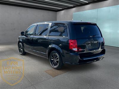 2019 Dodge Grand Caravan GT   - Photo 3 - Tulsa, OK 74112