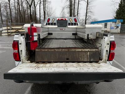 2017 GMC Sierra 2500 SLT 4x4 Crew Cab 6.0L Long Bed 8ft. - Photo 9 - Coquitlam, BC V3B 5E2