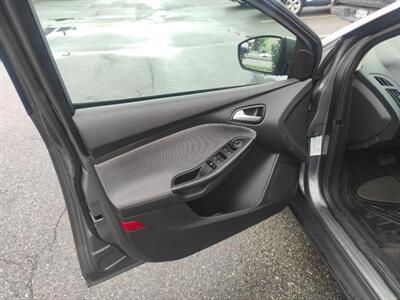 2013 Ford Focus SE HB Navi, Camera, Bluetooth   - Photo 20 - Coquitlam, BC V3B 5E2