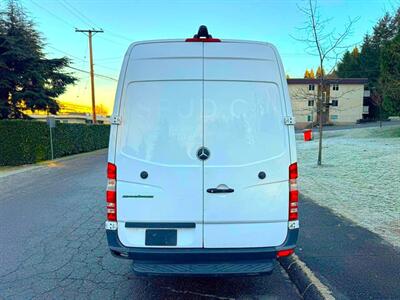 2018 Mercedes-Benz Sprinter 2500 Reefer High Roo   - Photo 8 - Coquitlam, BC V3B 5E2