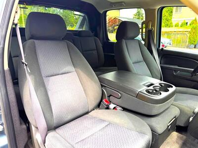 2011 Chevrolet Avalanche LS Crew Cab 4x4   - Photo 19 - Coquitlam, BC V3B 5E2