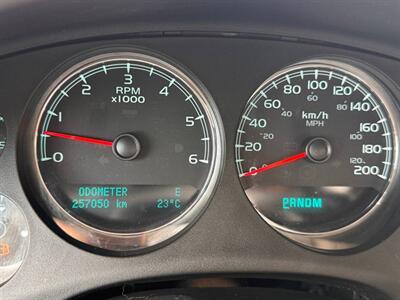 2011 Chevrolet Avalanche LS Crew Cab 4x4   - Photo 20 - Coquitlam, BC V3B 5E2