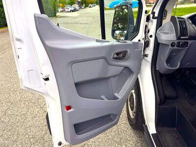 2018 Ford Transit T-150 130 "WB   - Photo 11 - Coquitlam, BC V3B 5E2