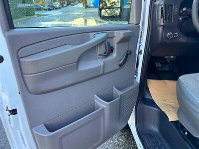 2013 Chevrolet Express 2500   - Photo 11 - Coquitlam, BC V3B 5E2