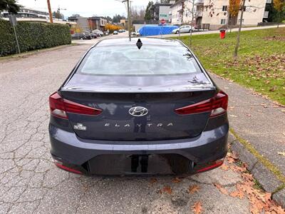 2020 Hyundai ELANTRA Preferred w/ Sun, sa   - Photo 8 - Coquitlam, BC V3B 5E2