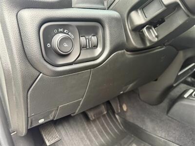 2019 RAM 3500 6.7L Cummins Crew Cab 4x4 Long Bed 8ft. - Photo 17 - Coquitlam, BC V3B 5E2