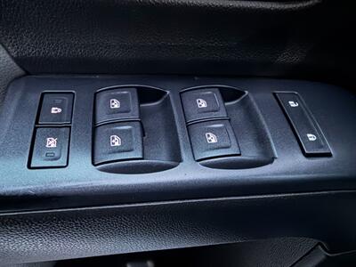 2015 GMC Sierra 3500 4x4 6.0L Long Box 8f   - Photo 19 - Coquitlam, BC V3B 5E2