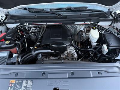 2015 GMC Sierra 3500 4x4 6.0L Long Box 8f   - Photo 20 - Coquitlam, BC V3B 5E2